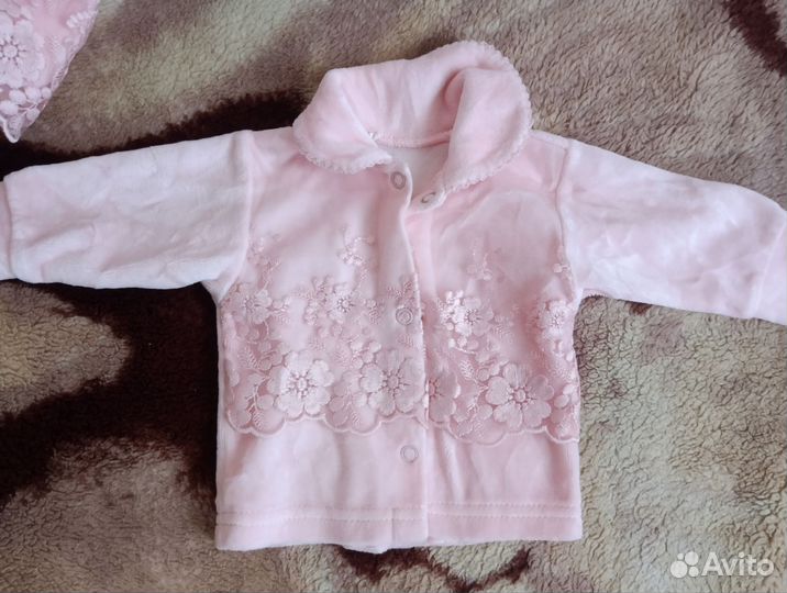 Комплект на выписку для девочки