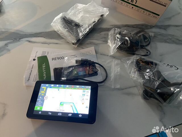Навигатор Navitel RE900 full HD