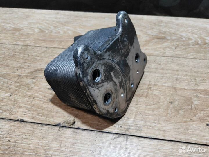 Радиатор масляный Mercedes-Benz Sprinter W906