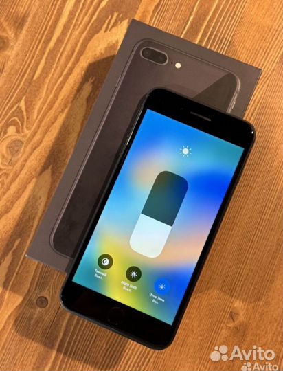Телефон iPhone 8 plus