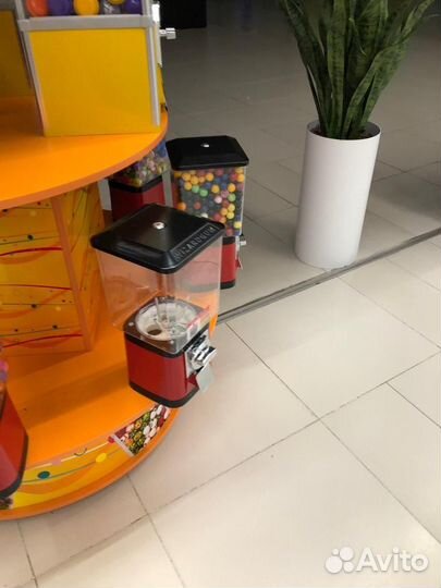 Стойка для механических автоматов вендинга