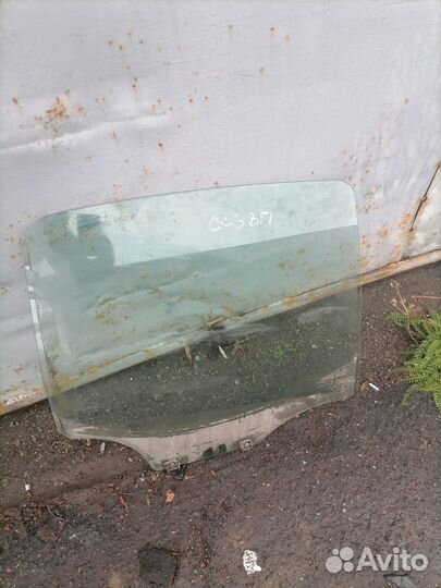 Задние стёкла двери Ситроен С3 А51
