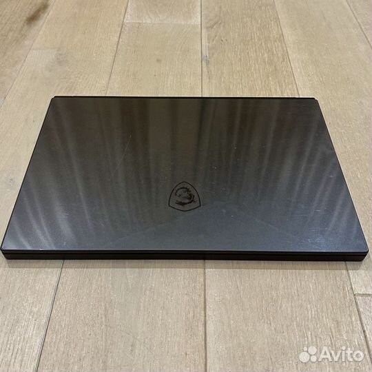 Игровой ноутбук MSI GS66 Stealth