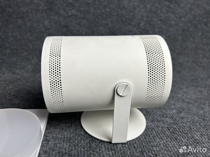 Проектор Samsung The Freestyle SP-LSP3BLA