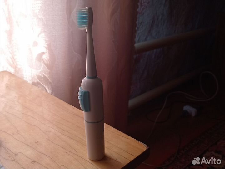 Зубная щётка электронная новая