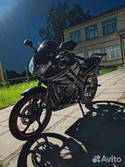 Racer skyway 200