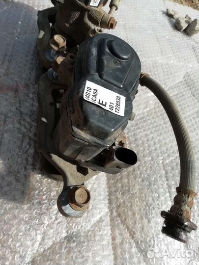 Суппорт задний Nissan X-Trail t32 Qashqai j11