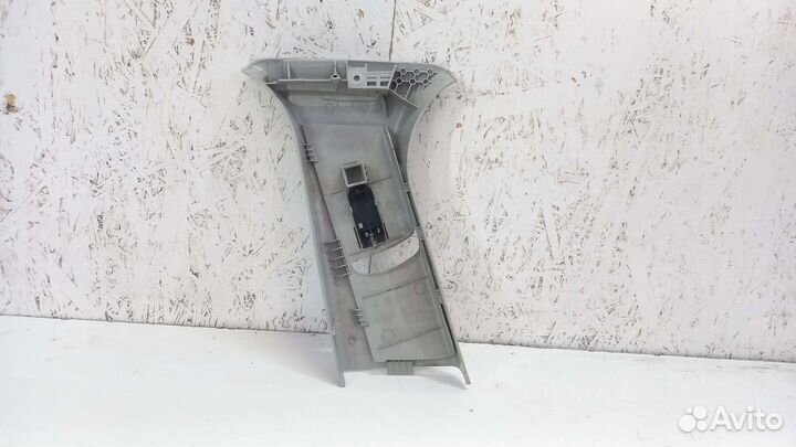 Обшивка средней стойки правая Ford Mondeo 4