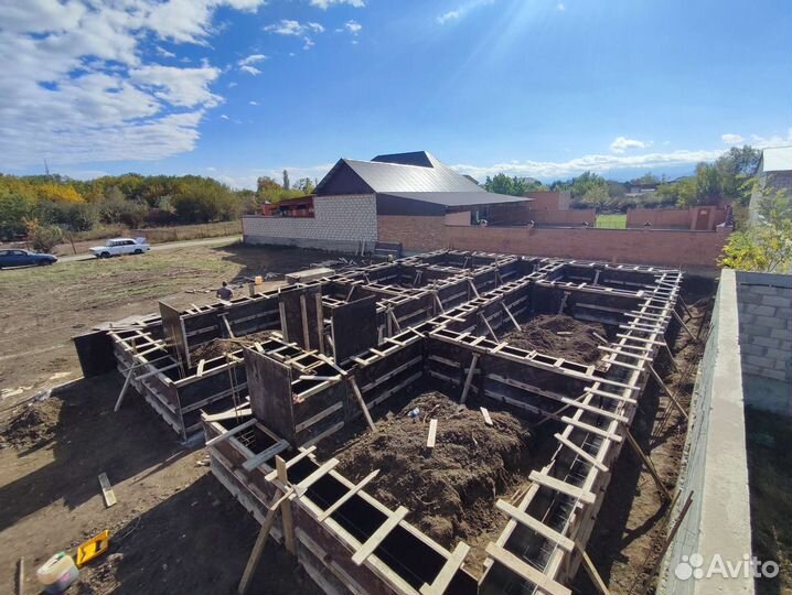 Заливаем фундамент