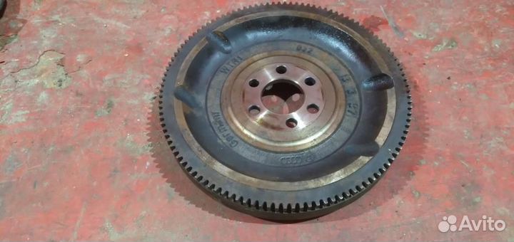 Сеат кордоба маховик гольф 3 венто 1.4 бензин