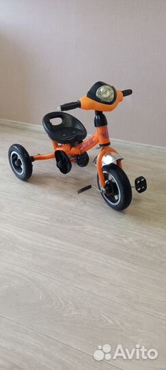 Детский трехколесный велосипед
