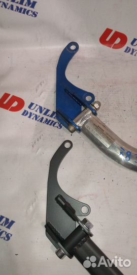 Распорка toyota Prius 30-40, Prius Alpha передверх