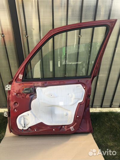 Дверь передняя правая Citroen Xsara Picasso