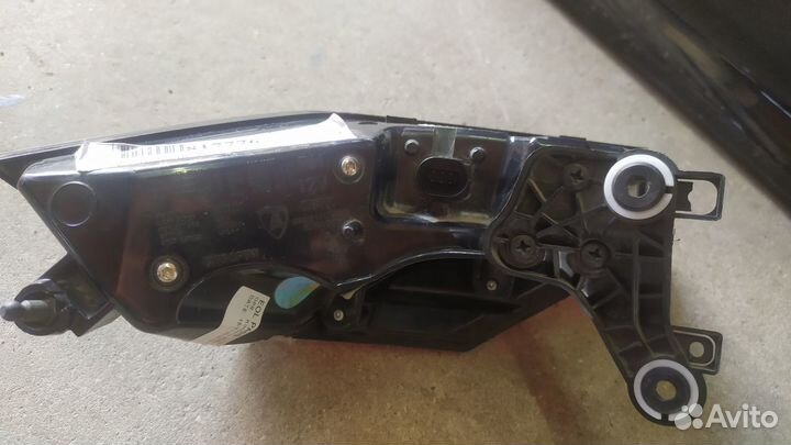 Lamborghini Urus Фонарь правый