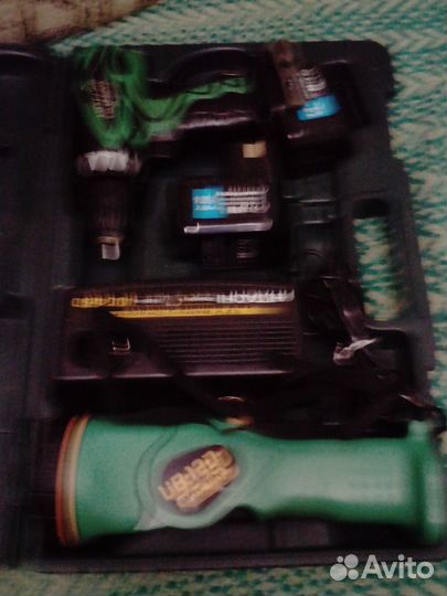 Шуруповерт hitachi ds12dvf3