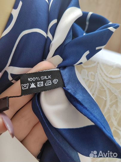 Платок шёлковый Louis Vuitton и Valentino