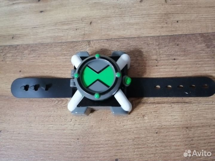 Часы Бен Тена