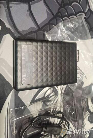 Внешний жесткий диск 1,2 тб