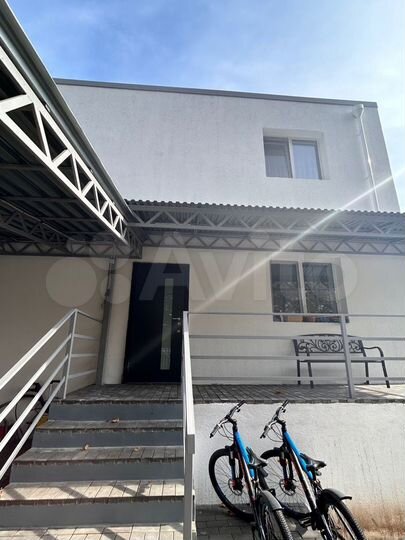 Дом 180 м² на участке 7 сот.