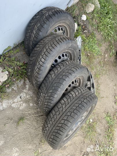 Колёса зимние шипованные VAG R15