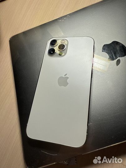 iPhone 12 Pro, 256 ГБ