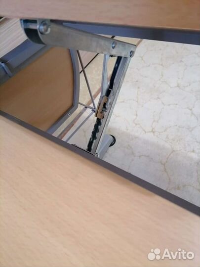 Детский стол парта