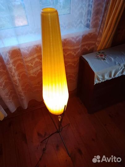 Торшер напольный треногий СССР