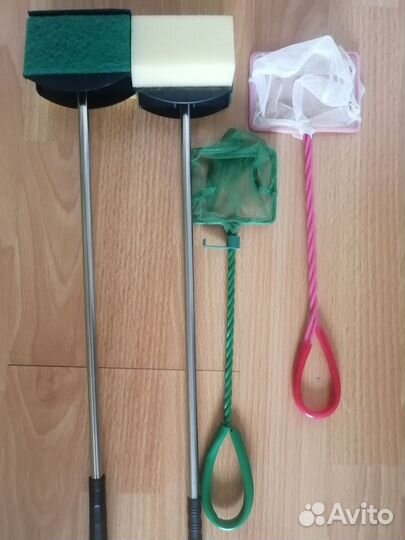 Сачки, скребки, грунт, галька для аквариума