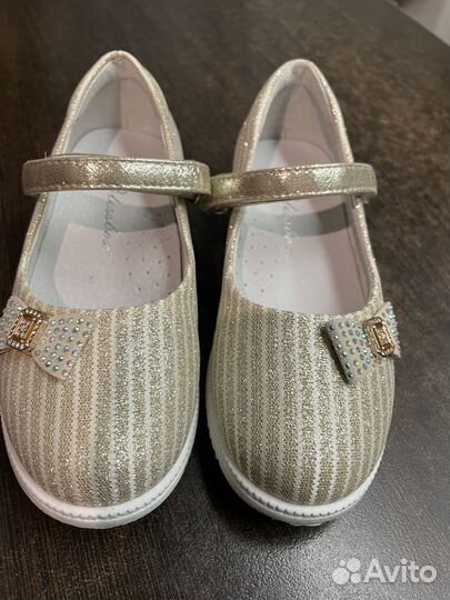 Туфли для девочки 27 размер