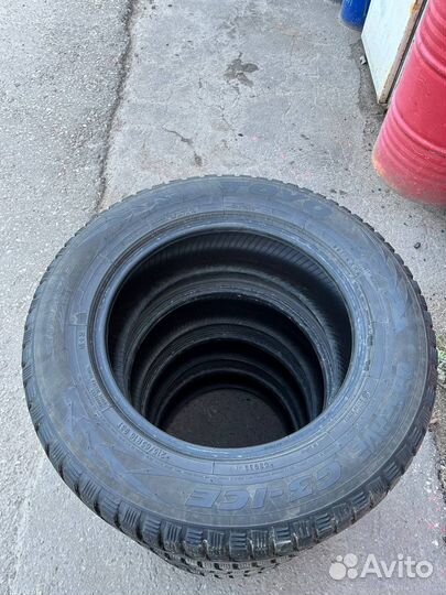 Toyo Observe G3-Ice 215/65 R16 98T