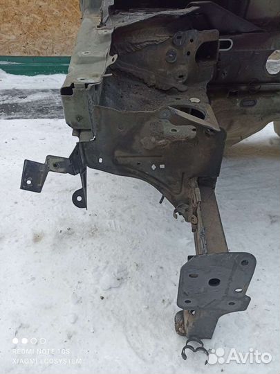 Лонжерон передний правый Renault Scenic 2 2008год