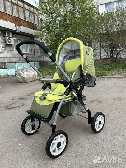 Детская прогулочная коляска