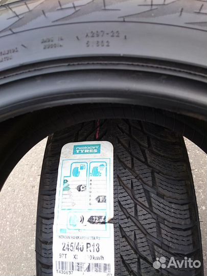 Nokian Tyres Hakkapeliitta R3 225/45 R18 и 245/40 R18 97T