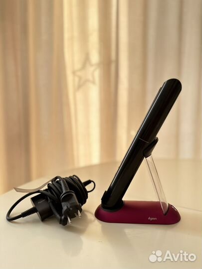 Выпрямитель для волос dyson