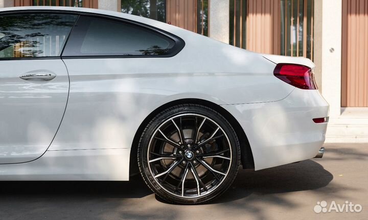 Аренда BMW 6 Серия F13/F12 (2011—2015) от одной минуты в Москве
