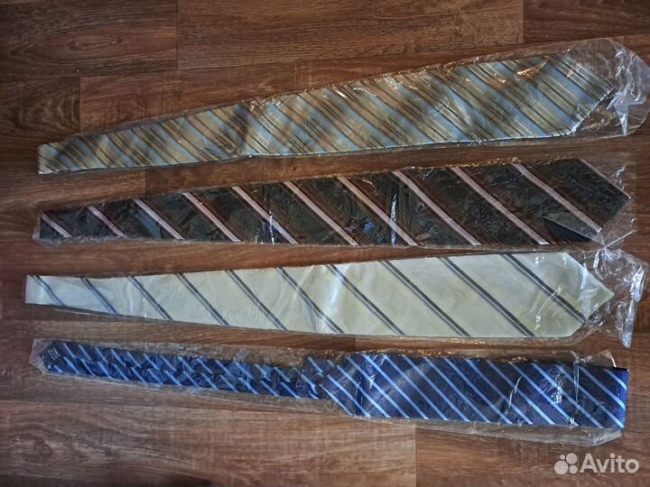 Галстук мужской