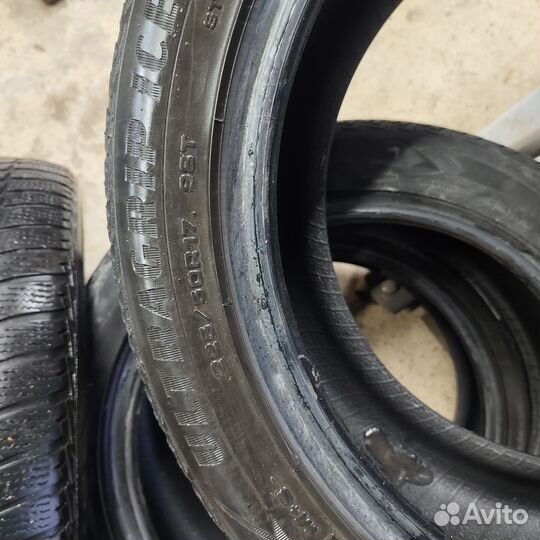 Goodyear UltraGrip Ice 2 225/50 R17 98T