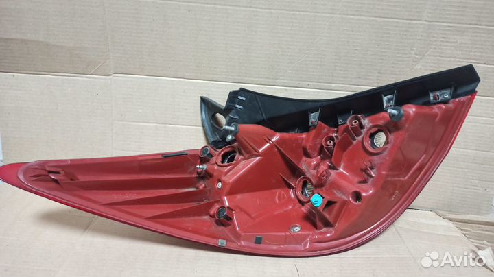 Задние фонари Nissan tiida C11