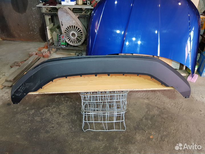 Продам губу на бампер на Шкоду Кодиак б/у оригинал