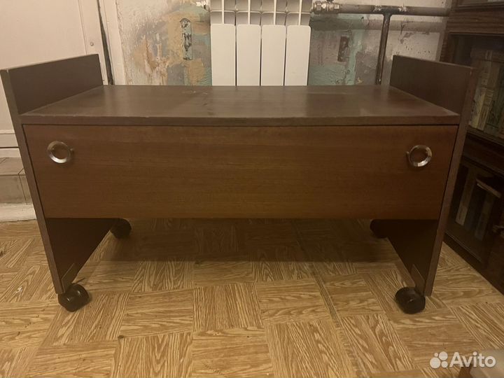 Тумба под телевизор