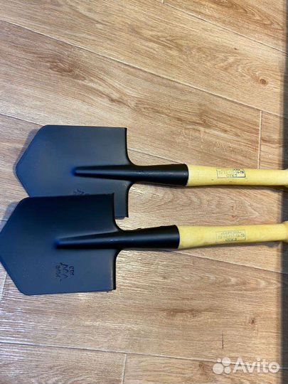 Саперную лопата вместе с Чехлом оригинальным