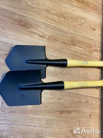 Саперную лопата вместе с Чехлом оригинальным