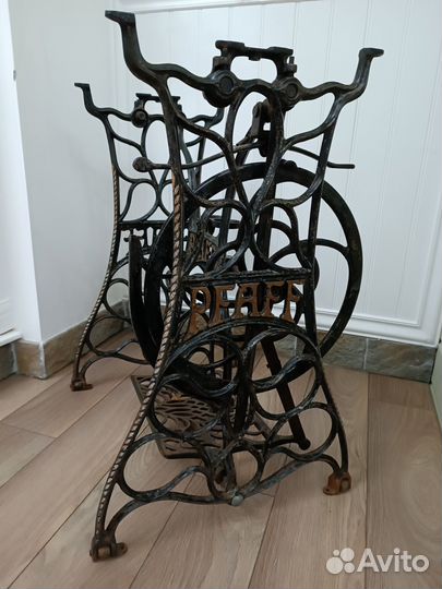 Станина от швейной машинки Pfaff