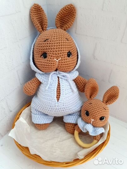 Вязаные игрушки и одежда для малышей ручной работы