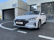 Hyundai Elantra 2.0 AT, 2019, 112 000 км, с пробегом, цена 2 200 000 руб.