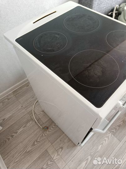 Плита электрическая Hansa