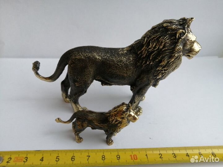 Фигурка Лев латунь