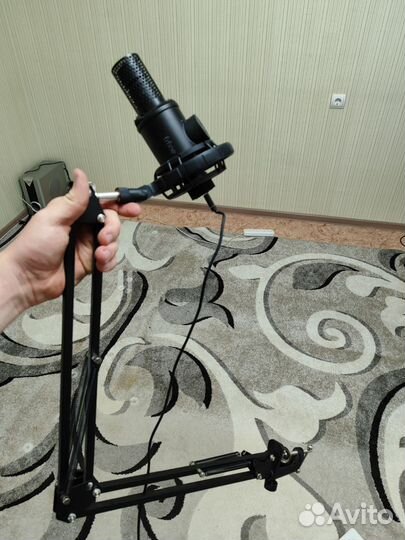 Студийный микрофон Fifine K658