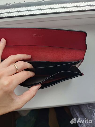 Кожаный кошелек
