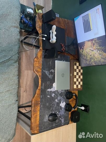 Офисная мебель стол